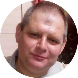 Андрей Глухов