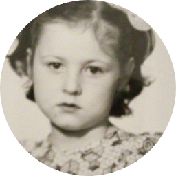 Марина Николаева