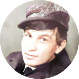 Александр Раскатов