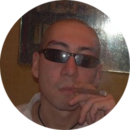 Роман Аплаев