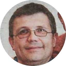 Максим Волков