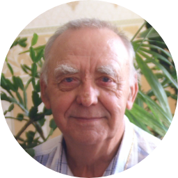Евгений Лучков