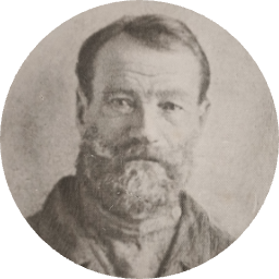 Михаил Леонов