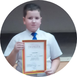 Максим Романов