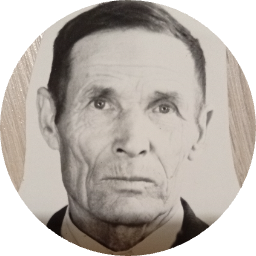 Дмитрий Ларионов