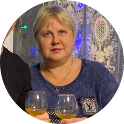 Светлана Золотова