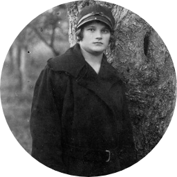 Елена Отмахова