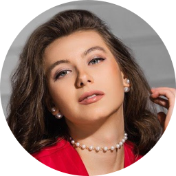 Анастасия Лазарева