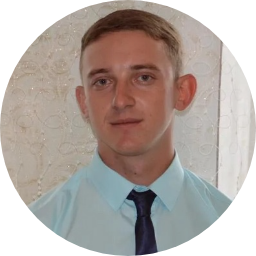 Роман Секисов
