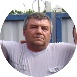 Николай Бивол