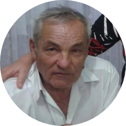 Александр Кустов
