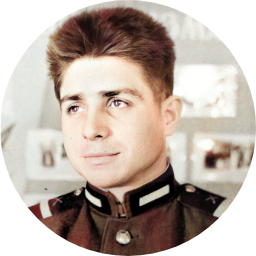 Анатолий Антипов