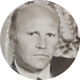 Иван Петров