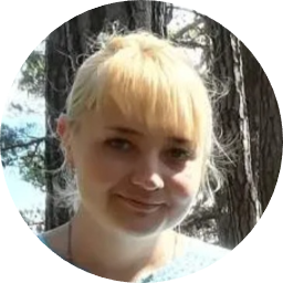 Юля Пироженко