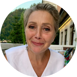 Елена Иваницкая