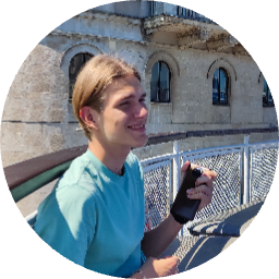 Артур Денисов