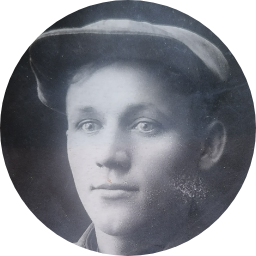 Михаил Логвинец