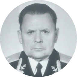 Леонид Васильев