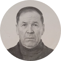 Михаил Ларионов