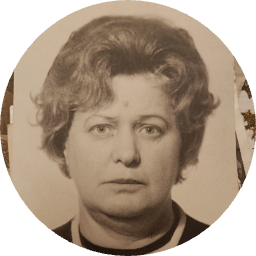 Нина Никитина-Голикова